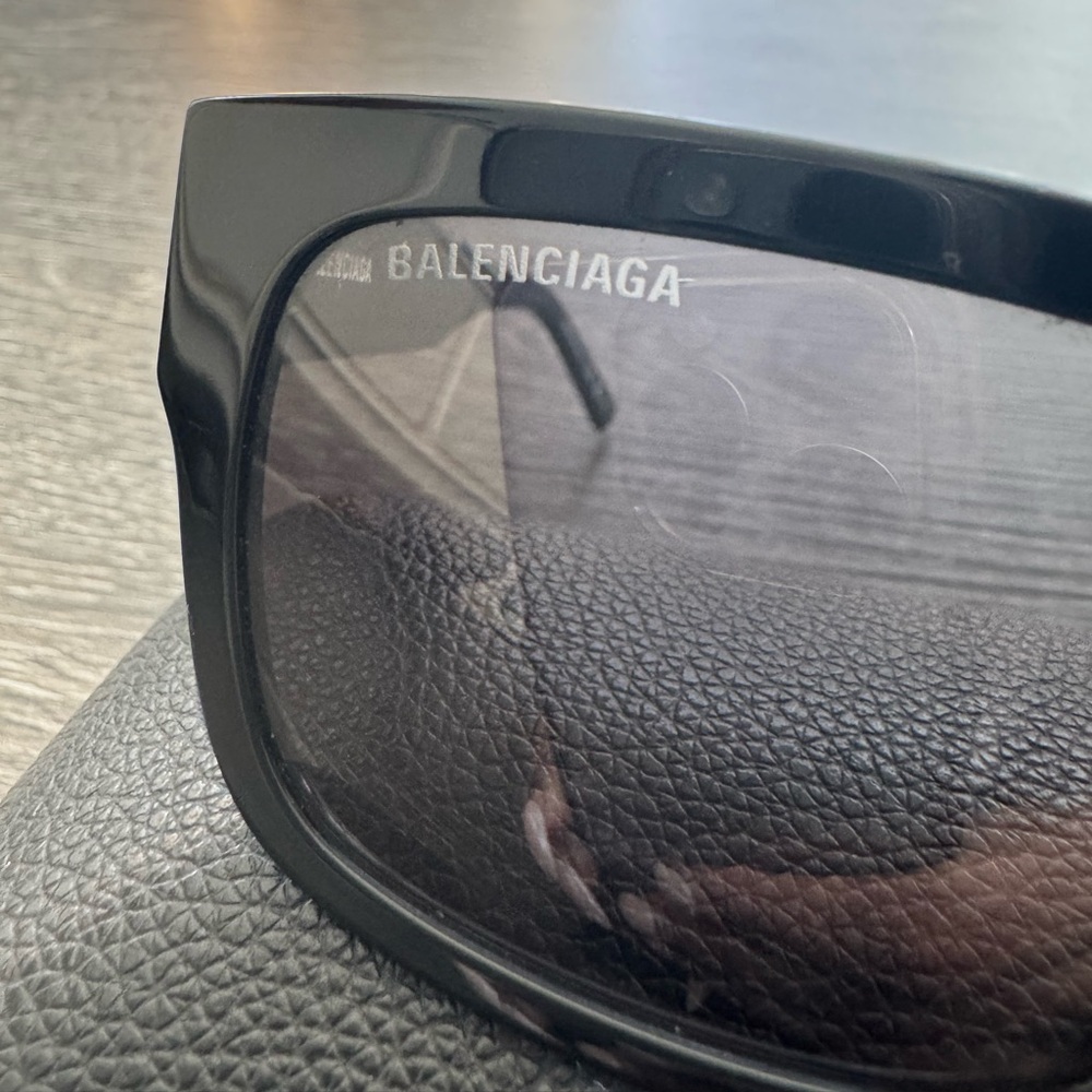 Balenciaga Max Square AF Sunglasses - Picture 6 of 12